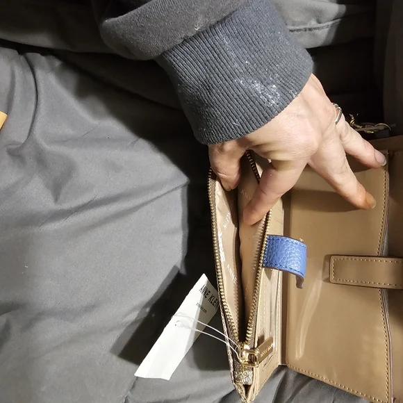 ANNE KLEIN WALLET - Picture 5 of 8